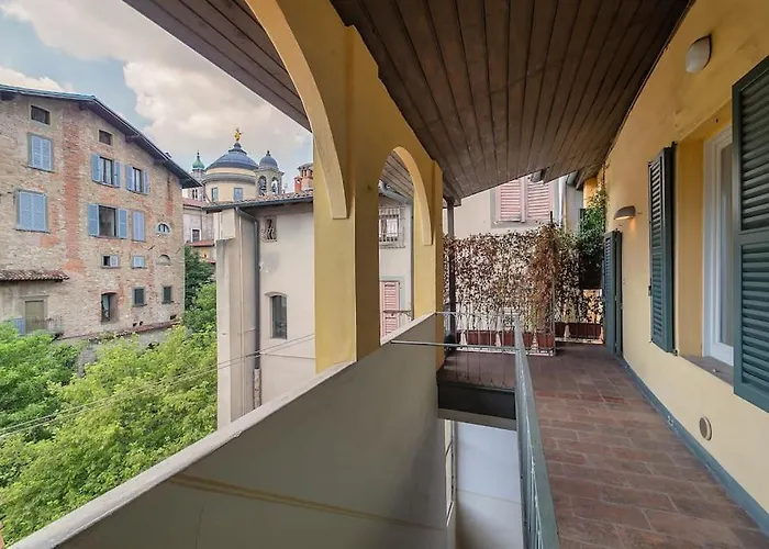 Alta - Funicolare Apartament